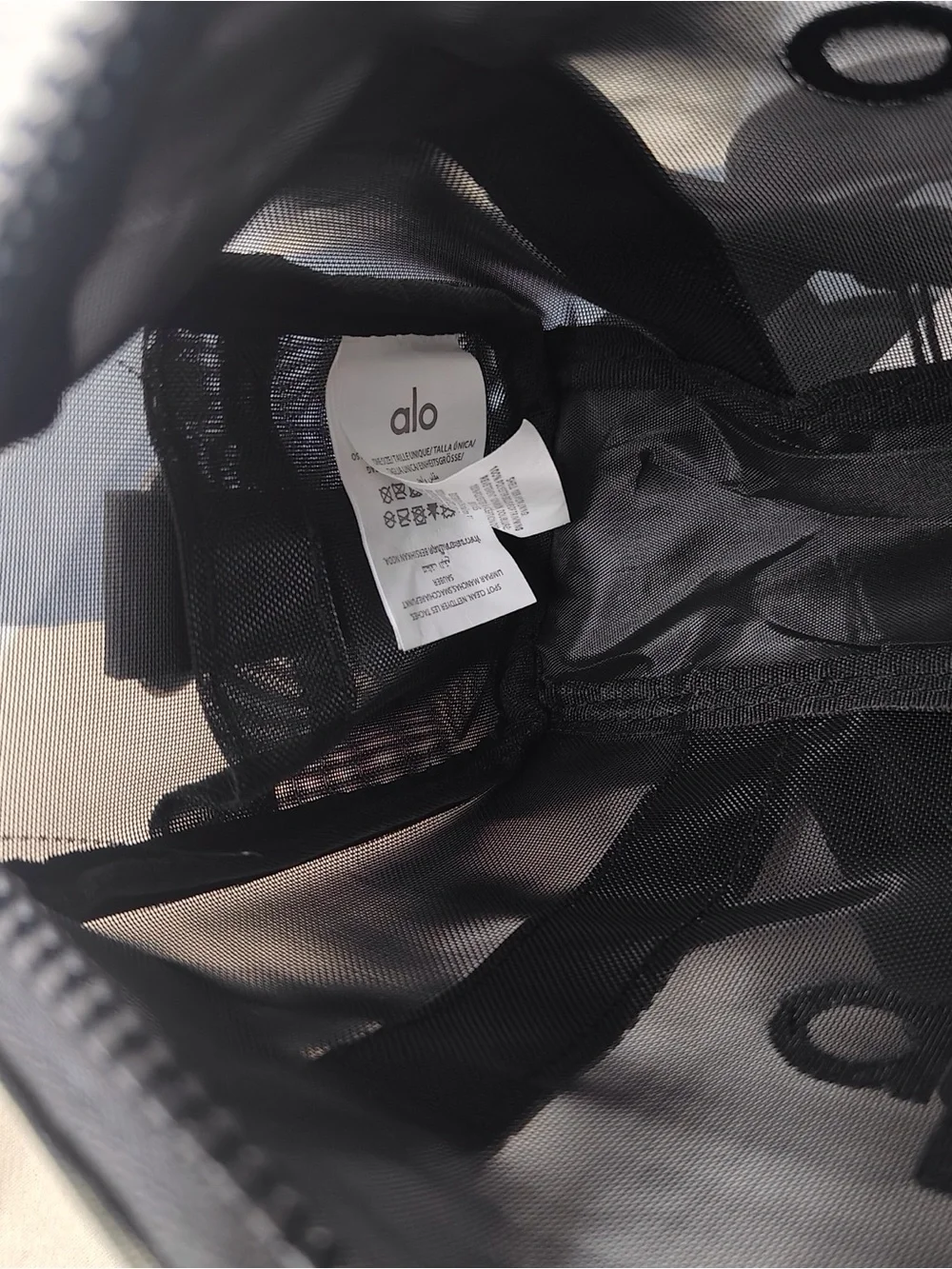 😍ALO Yoga Black Compact Mesh Crossbody Satchel with Adjustable Strap